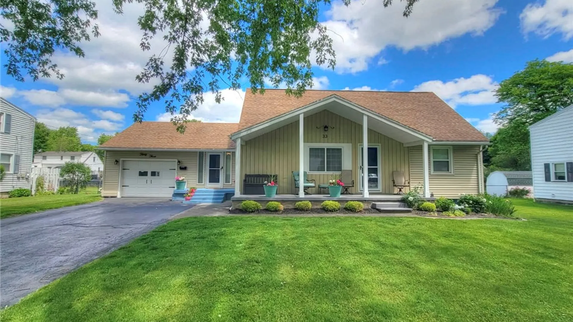 Property at 33 Mercedes Drive, Chili, NY 14624 2