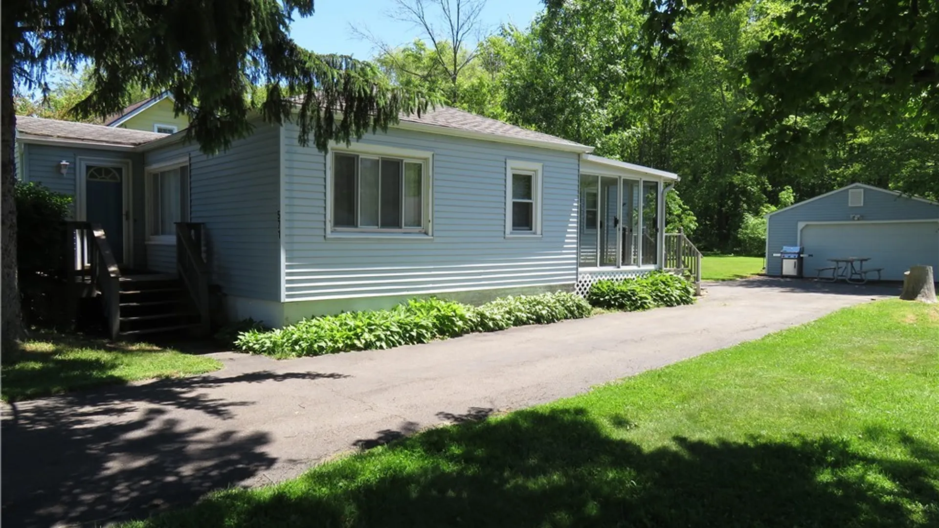 Property at 571 Tuscarora Road, Evans, NY 14006 3