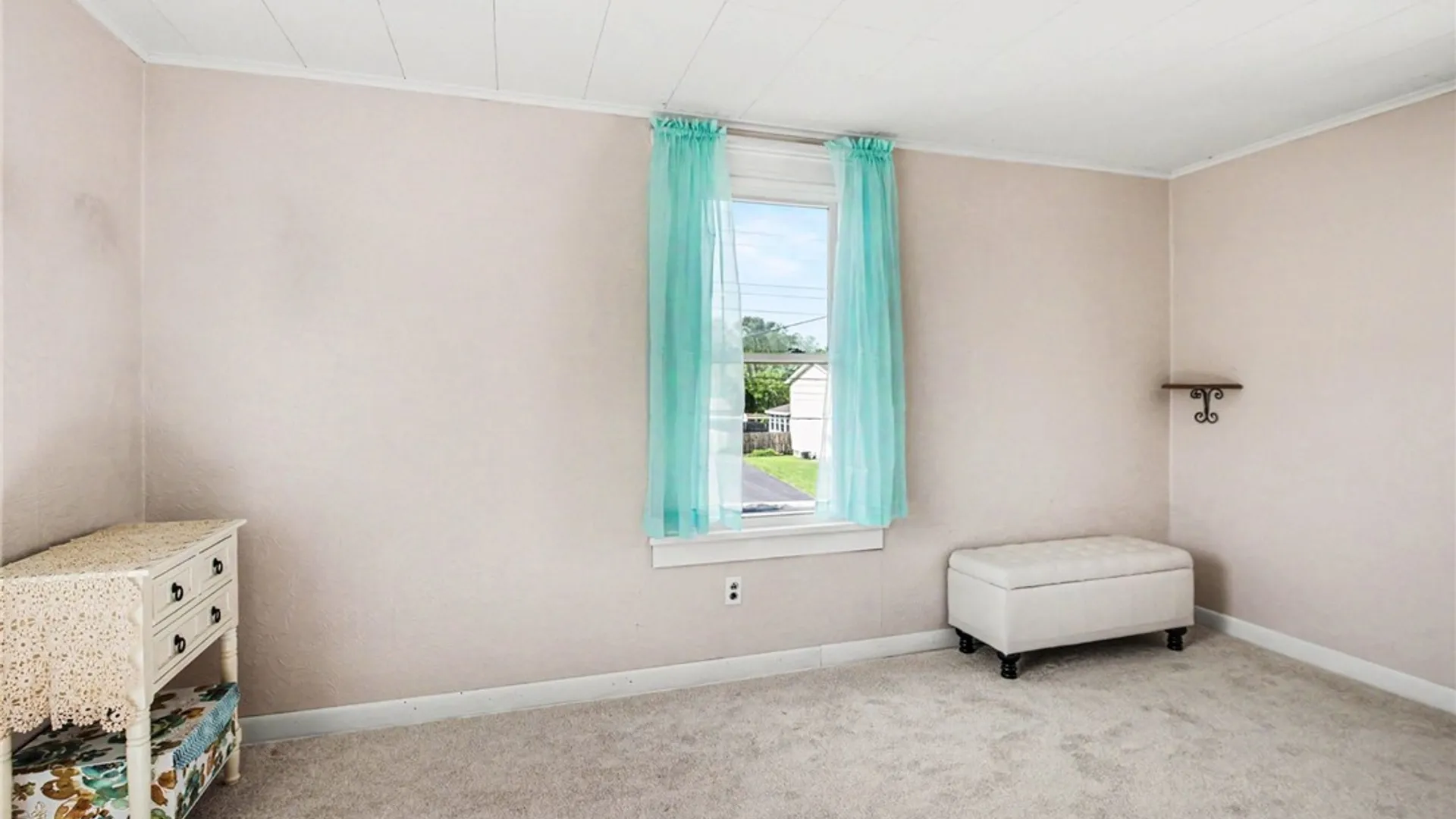 Property at 146 Franklin Street, Auburn, NY 13021 17