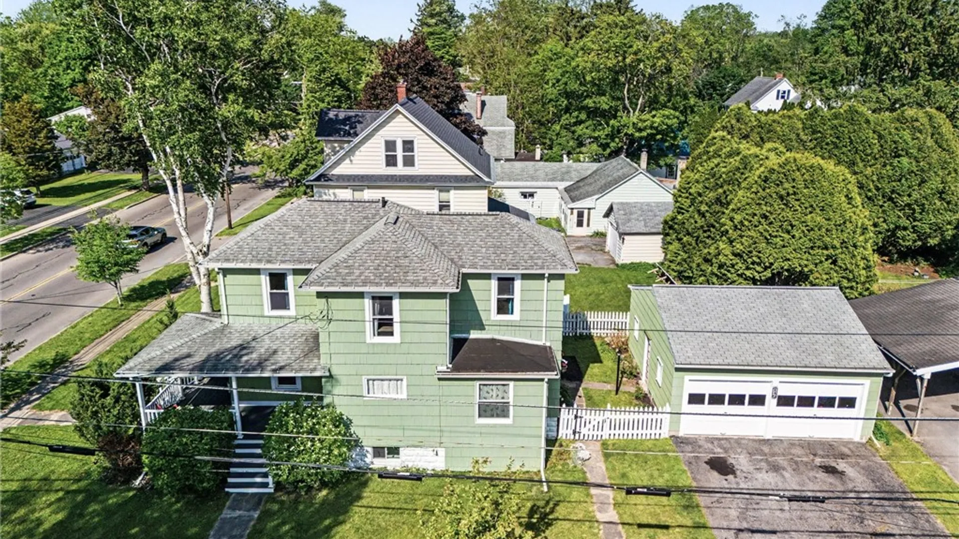 Property at 146 Franklin Street, Auburn, NY 13021 23