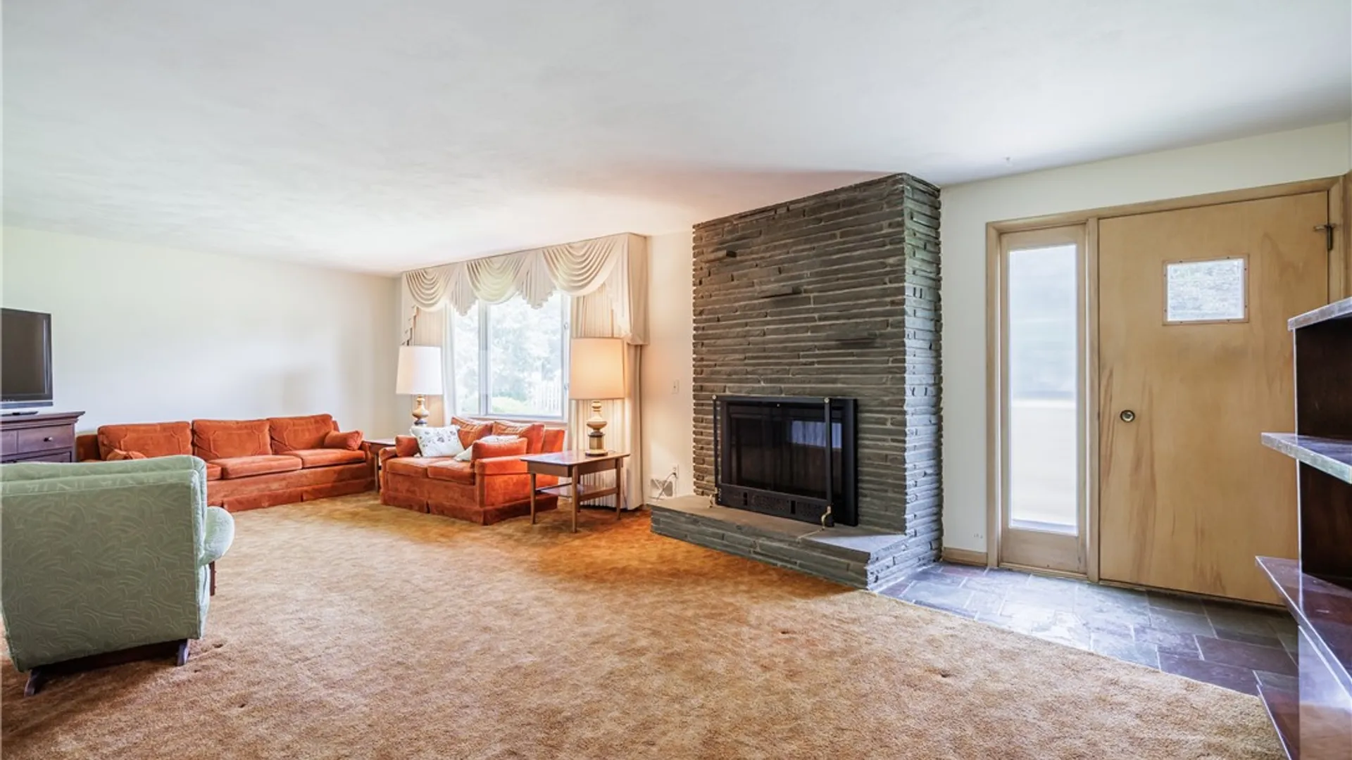 Property at 215 North Avenue, Greece, NY 14626 9