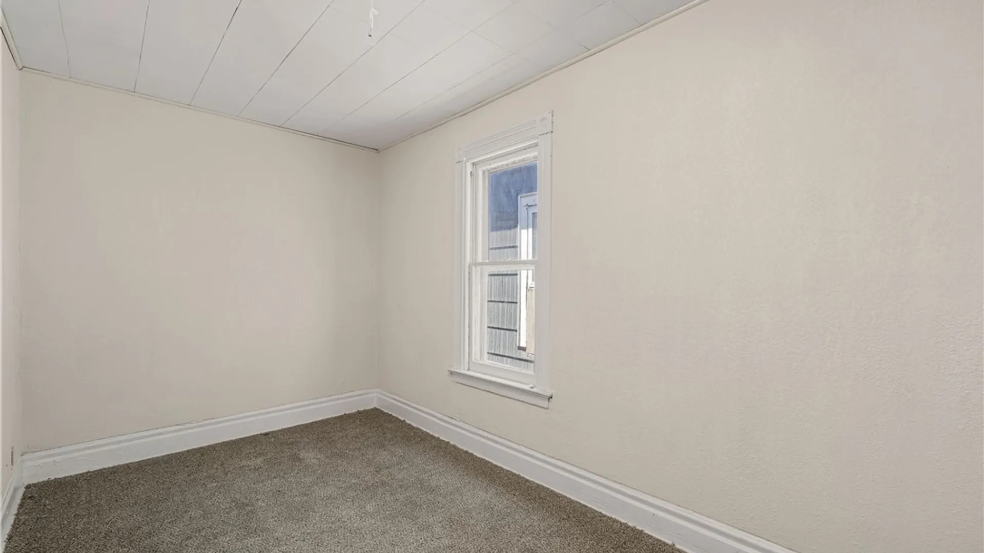 Property at 2323 Mackenna Avenue, Niagara Falls, NY 14303 10