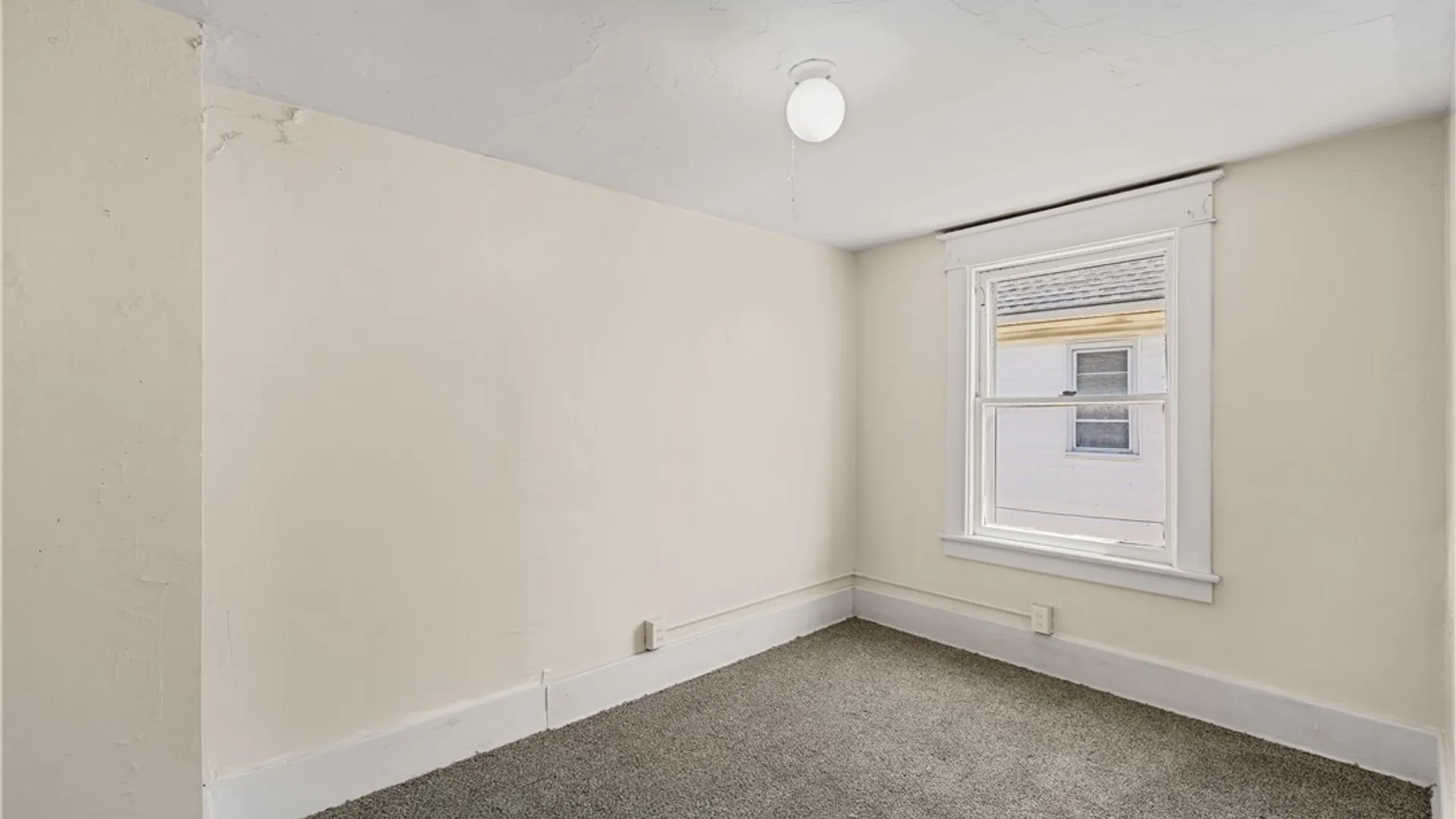 Property at 2323 Mackenna Avenue, Niagara Falls, NY 14303 16