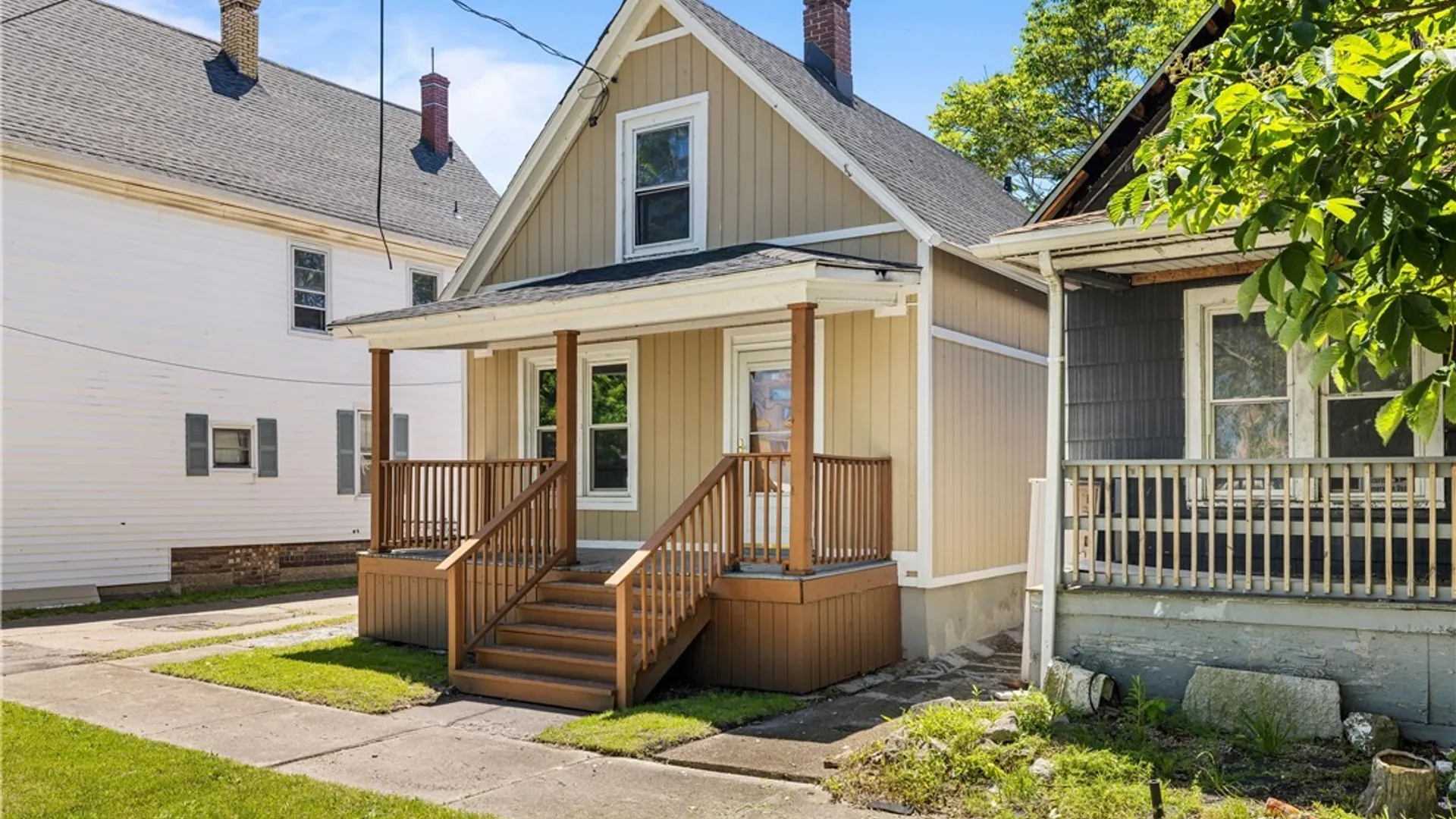 Property at 2323 Mackenna Avenue, Niagara Falls, NY 14303 3