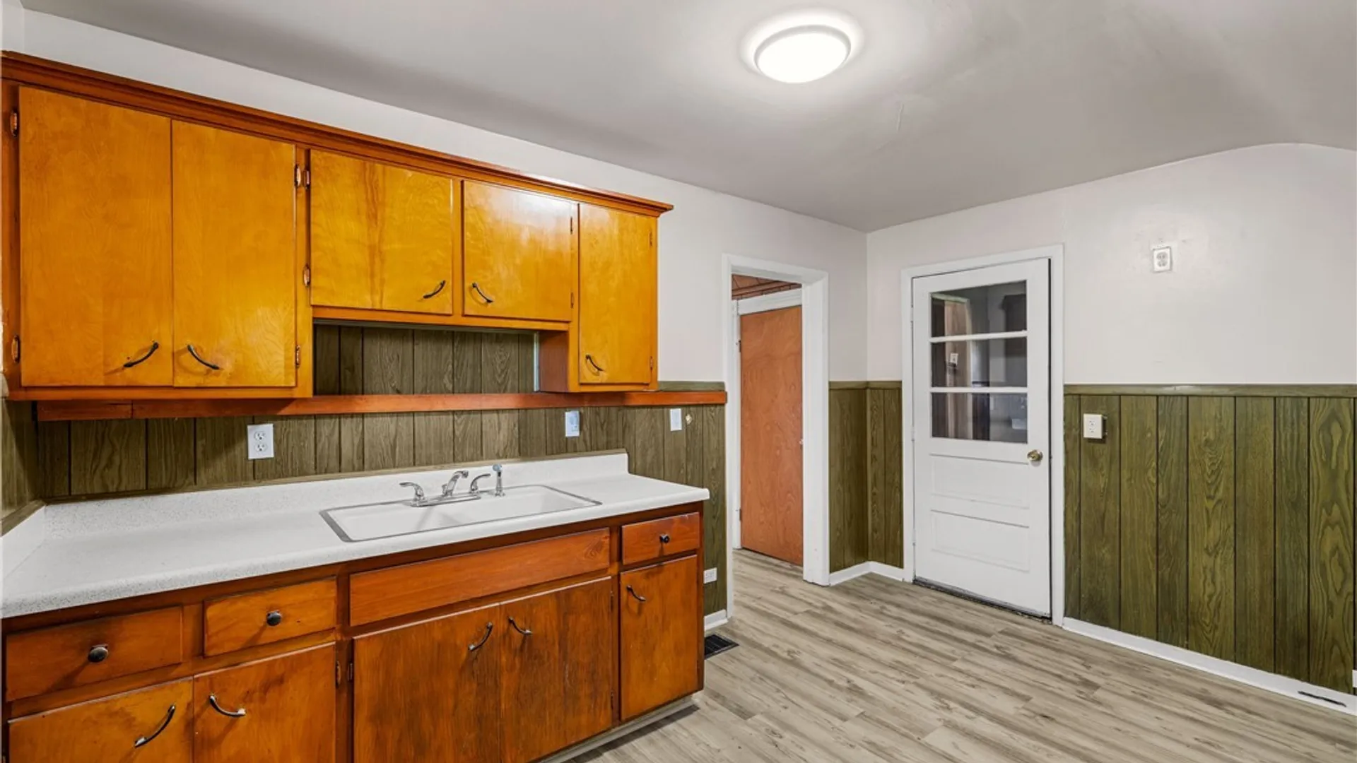 Property at 2323 Mackenna Avenue, Niagara Falls, NY 14303 8