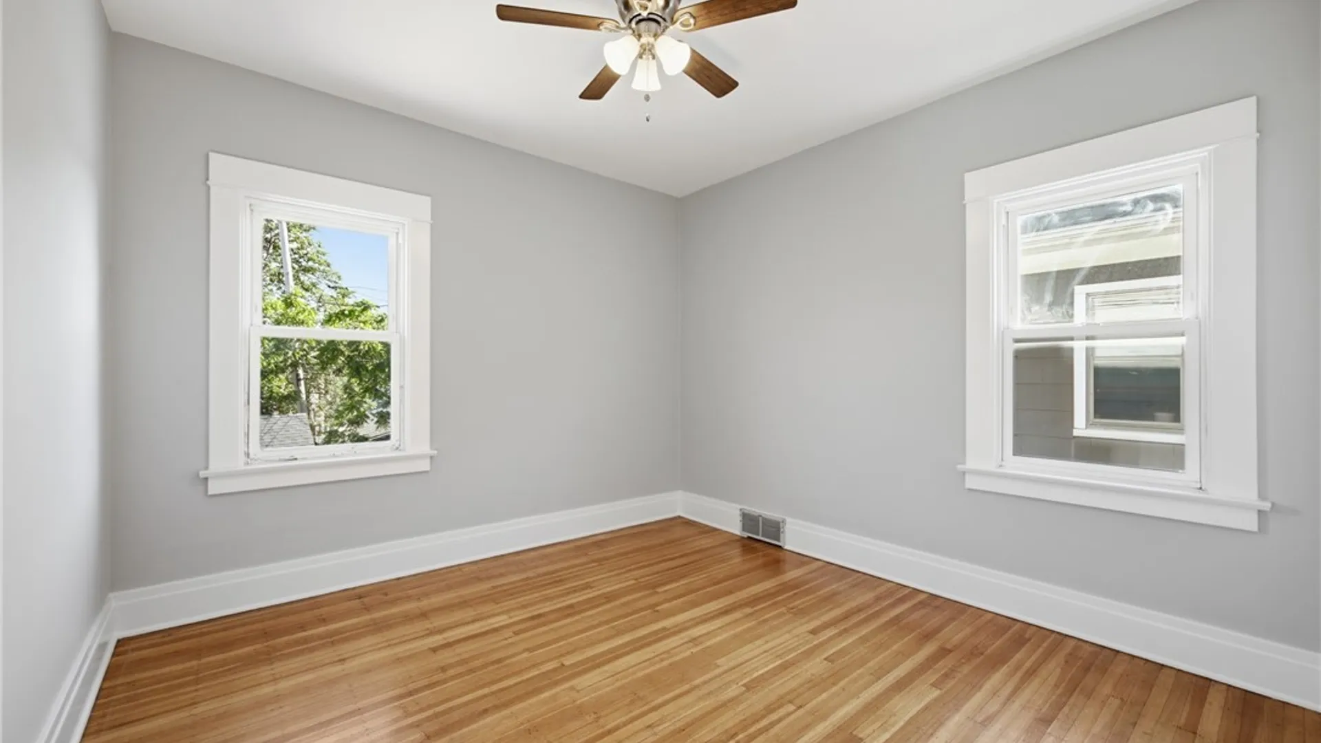Property at 154-156 Lincoln Boulevard, Tonawanda, NY 14217 23