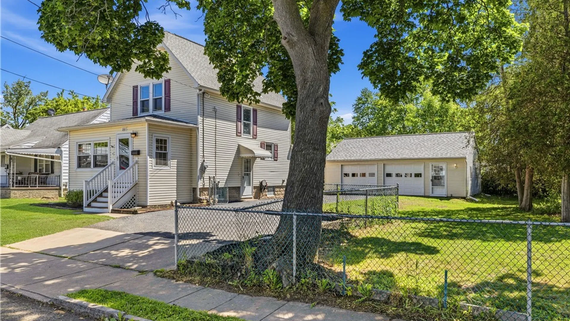 Property at 233 82nd Street, Niagara Falls, NY 14304 4