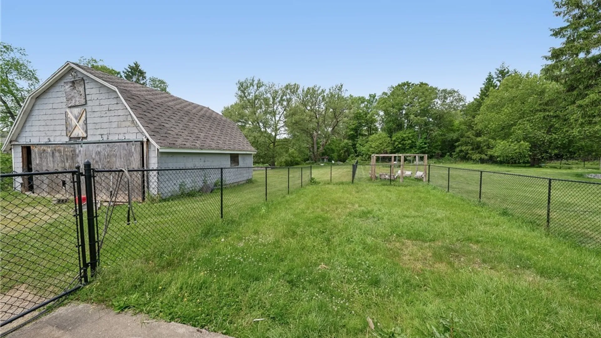 Property at 1422 Eagle Street, Freedom, NY 14065 15