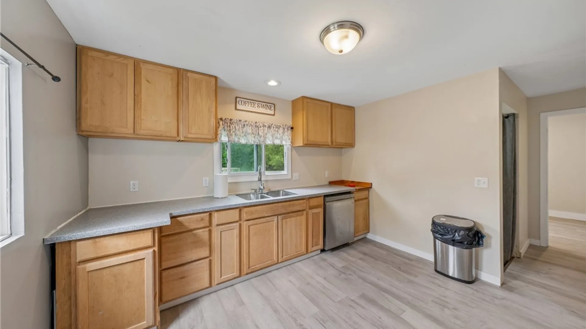 Property at 1422 Eagle Street, Freedom, NY 14065 4