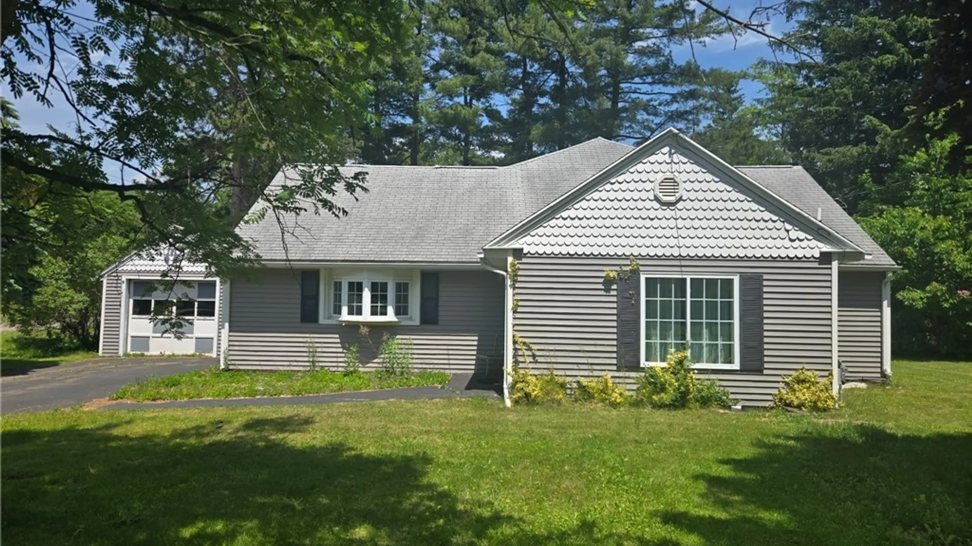 Property at 14 Gratton Drive, Bath, NY 14810 2