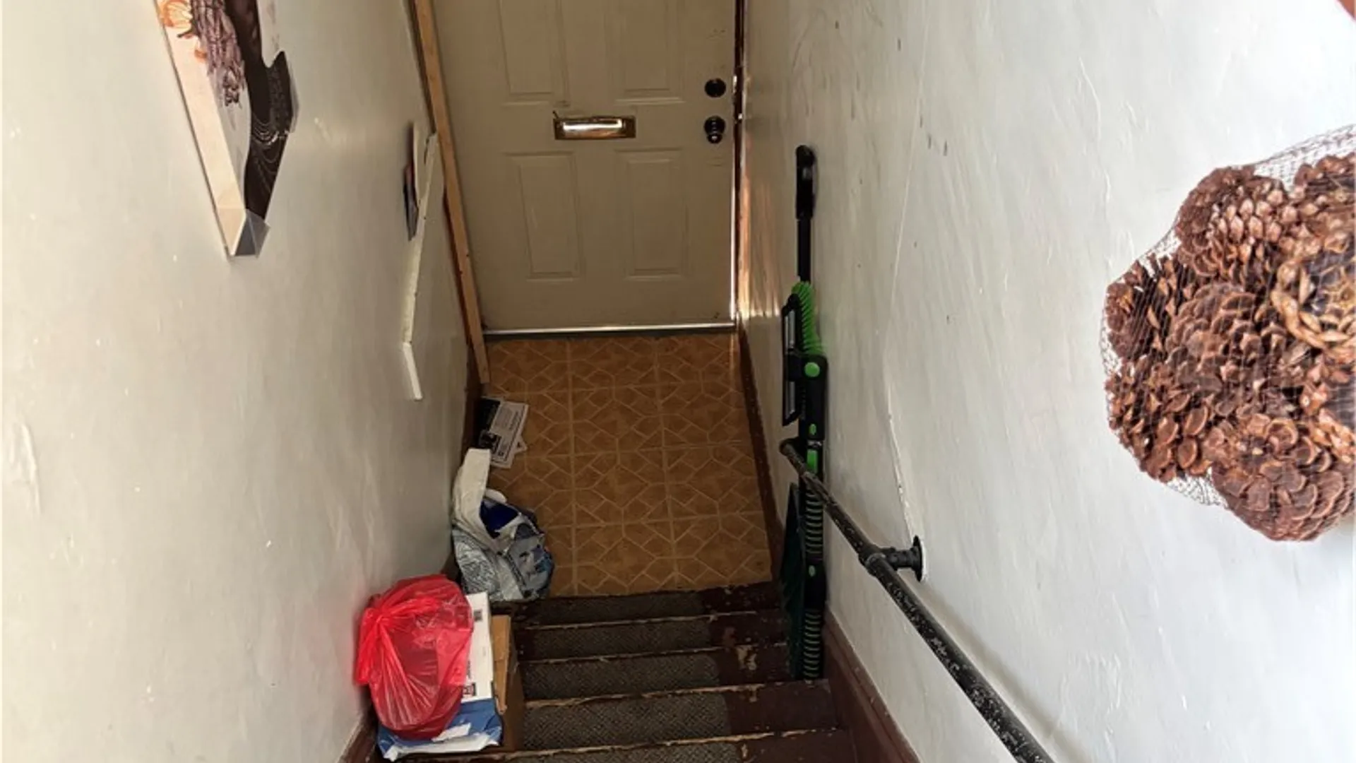 Property at 127 14th St, Buffalo, NY 14213 12