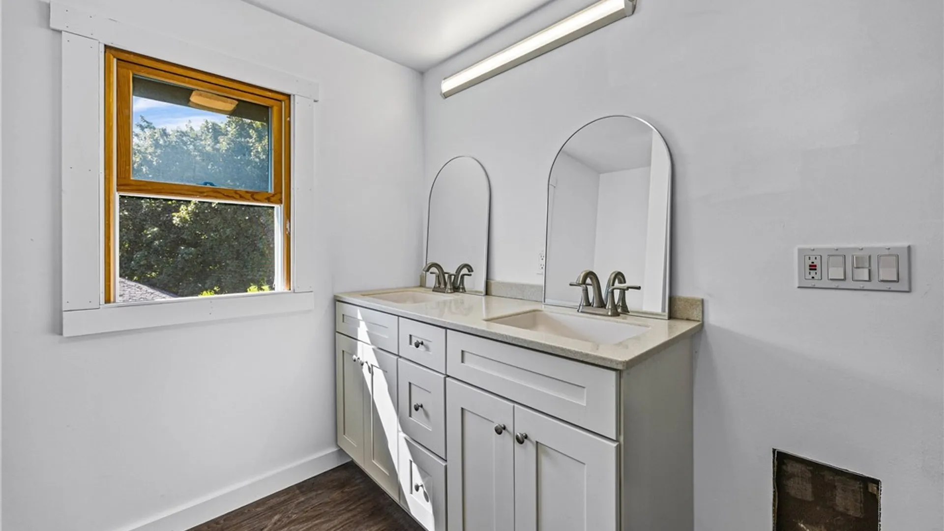 Property at 29 N Lyon Street, Batavia City, NY 14020 14