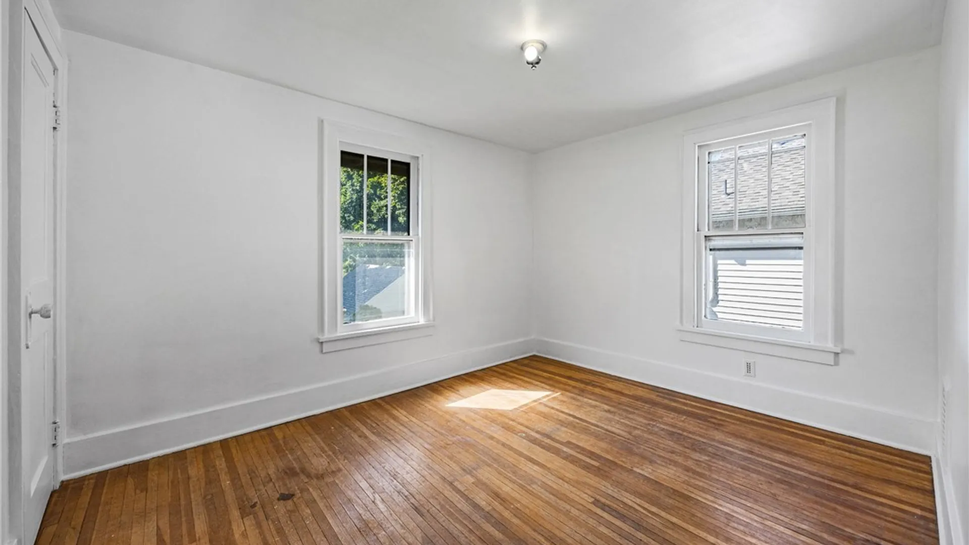 Property at 29 N Lyon Street, Batavia City, NY 14020 16