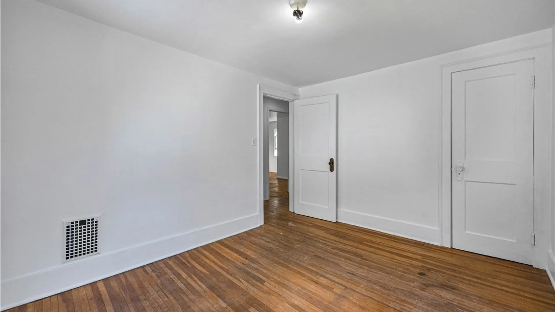 Property at 29 N Lyon Street, Batavia City, NY 14020 17