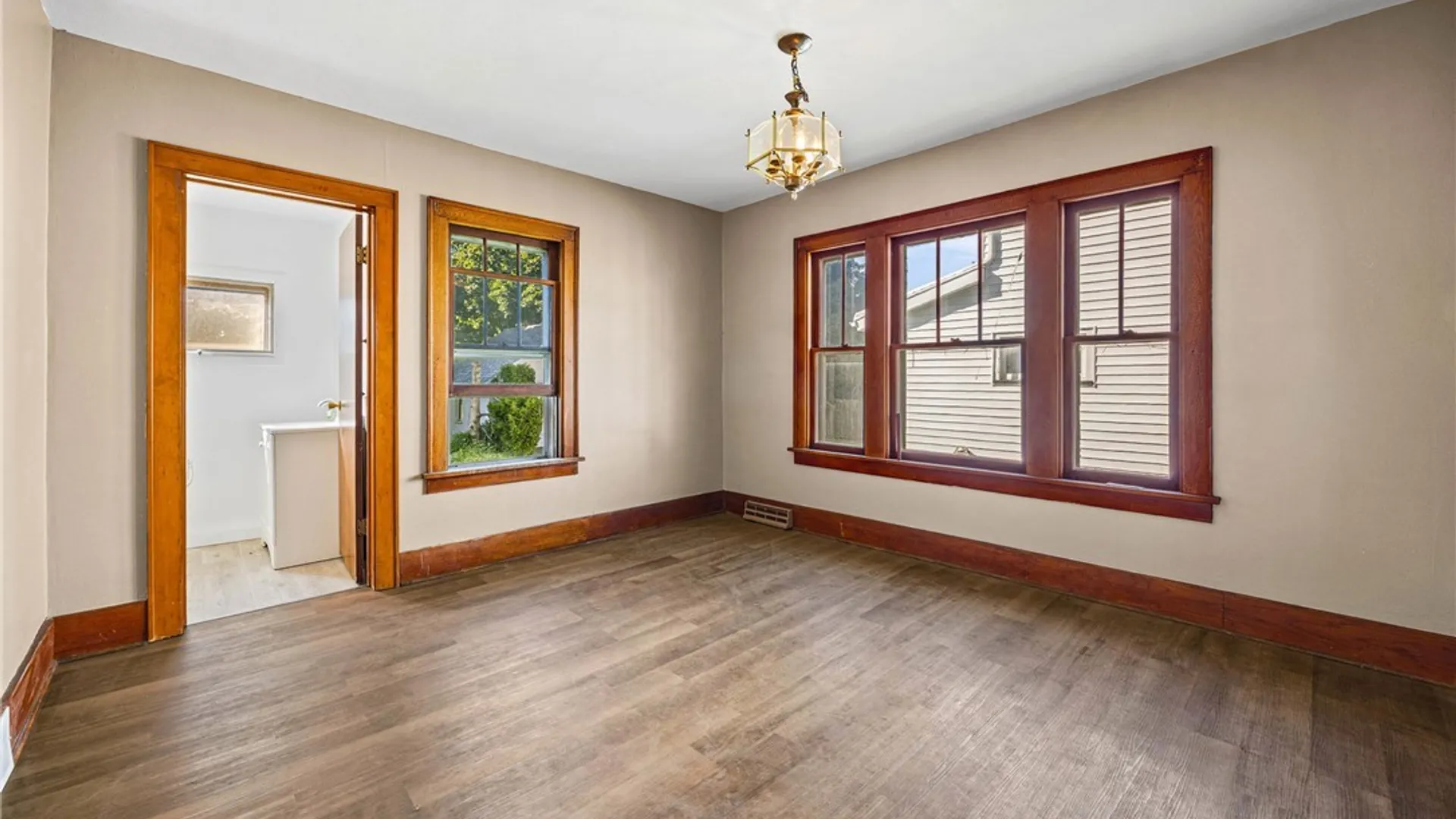 Property at 29 N Lyon Street, Batavia City, NY 14020 8