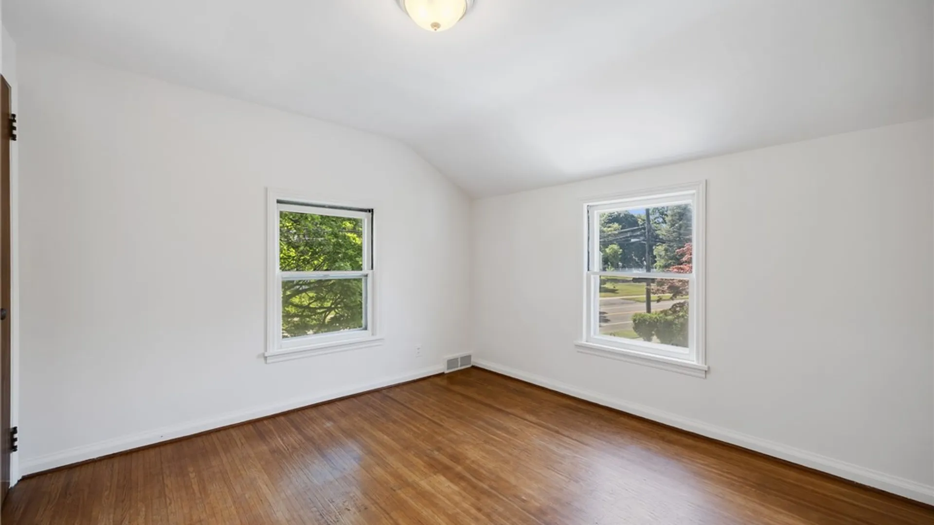 Property at 261 Rogers Parkway, Irondequoit, NY 14617 19