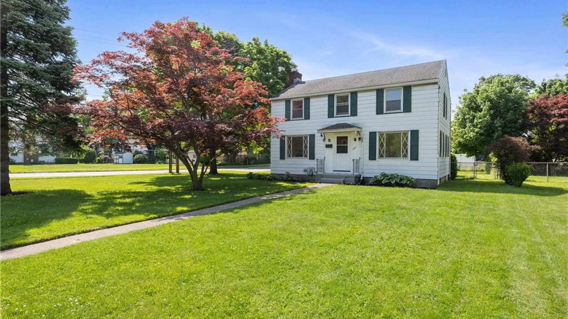 Property at 261 Rogers Parkway, Irondequoit, NY 14617 25