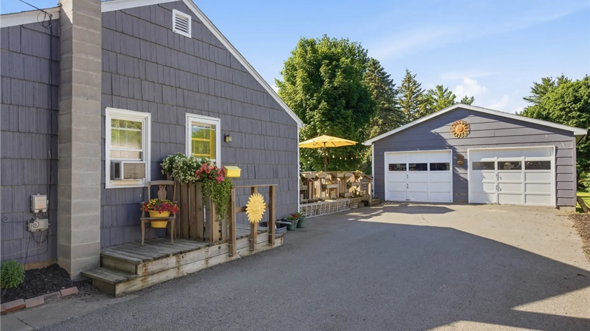 Property at 13 Munson Street, Leroy, NY 14482 35