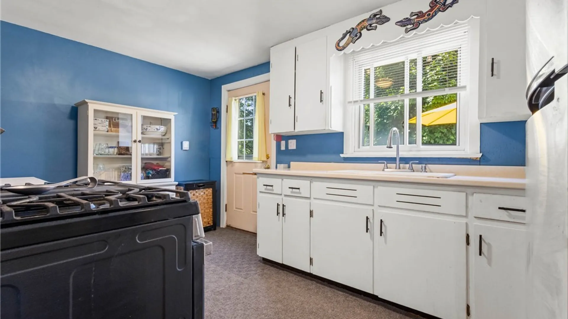 Property at 13 Munson Street, Leroy, NY 14482 4