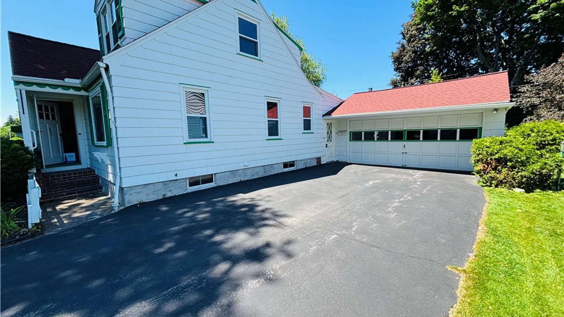 Property at 230 Desmond Road, Greece, NY 14616 3