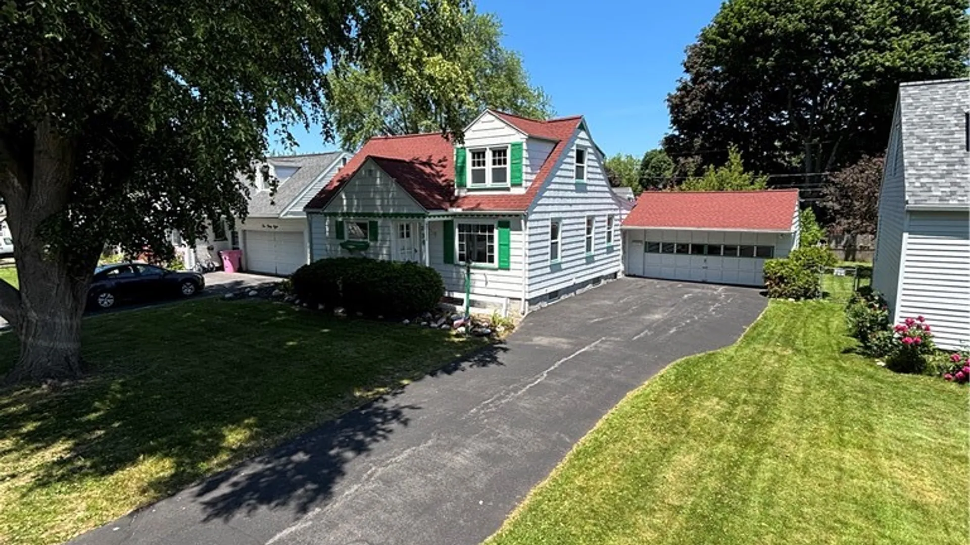 Property at 230 Desmond Road, Greece, NY 14616 4