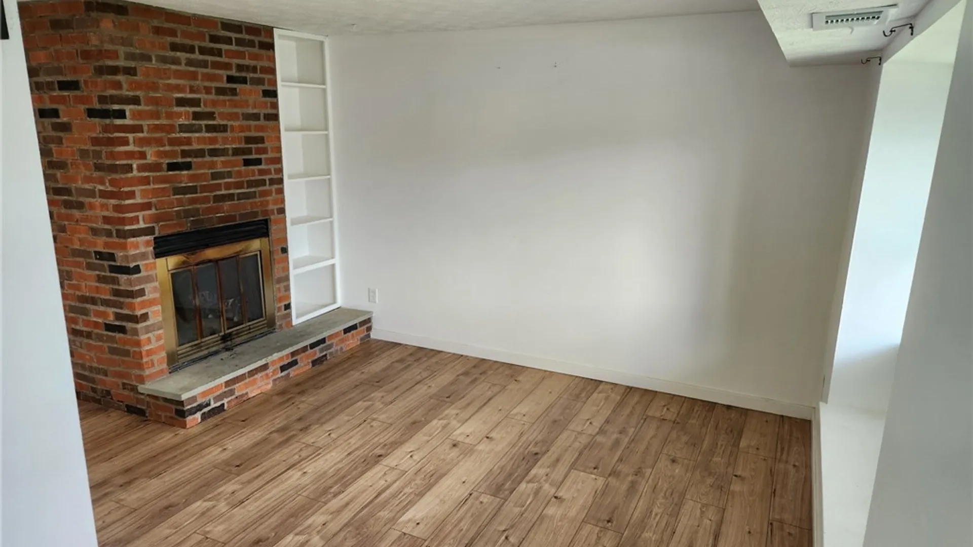 Property at 153 Windsorshire Drive, Ogden, NY 14624 4