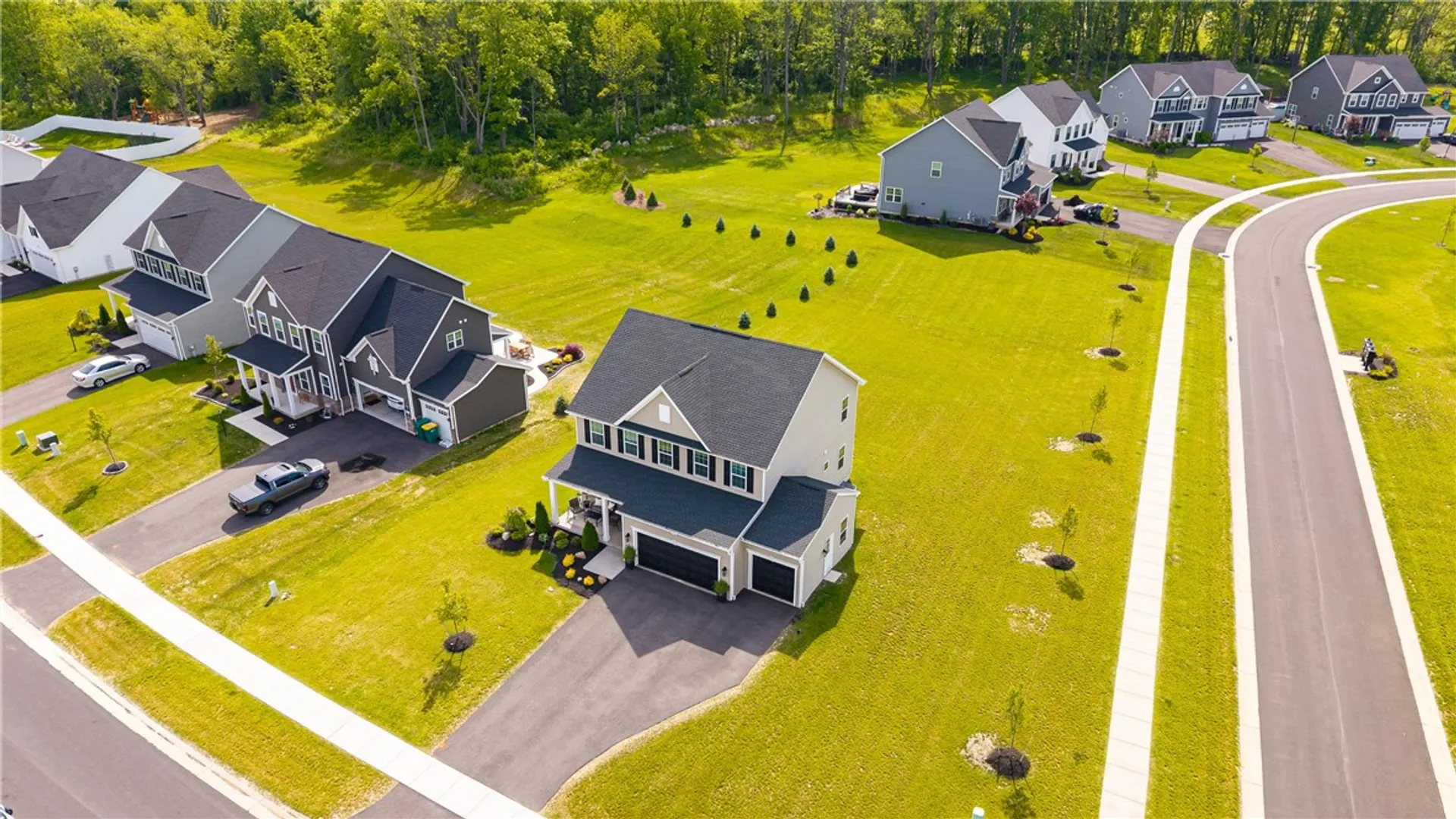 Property at 71 Robert Michaels, Penfield, NY 14526 2