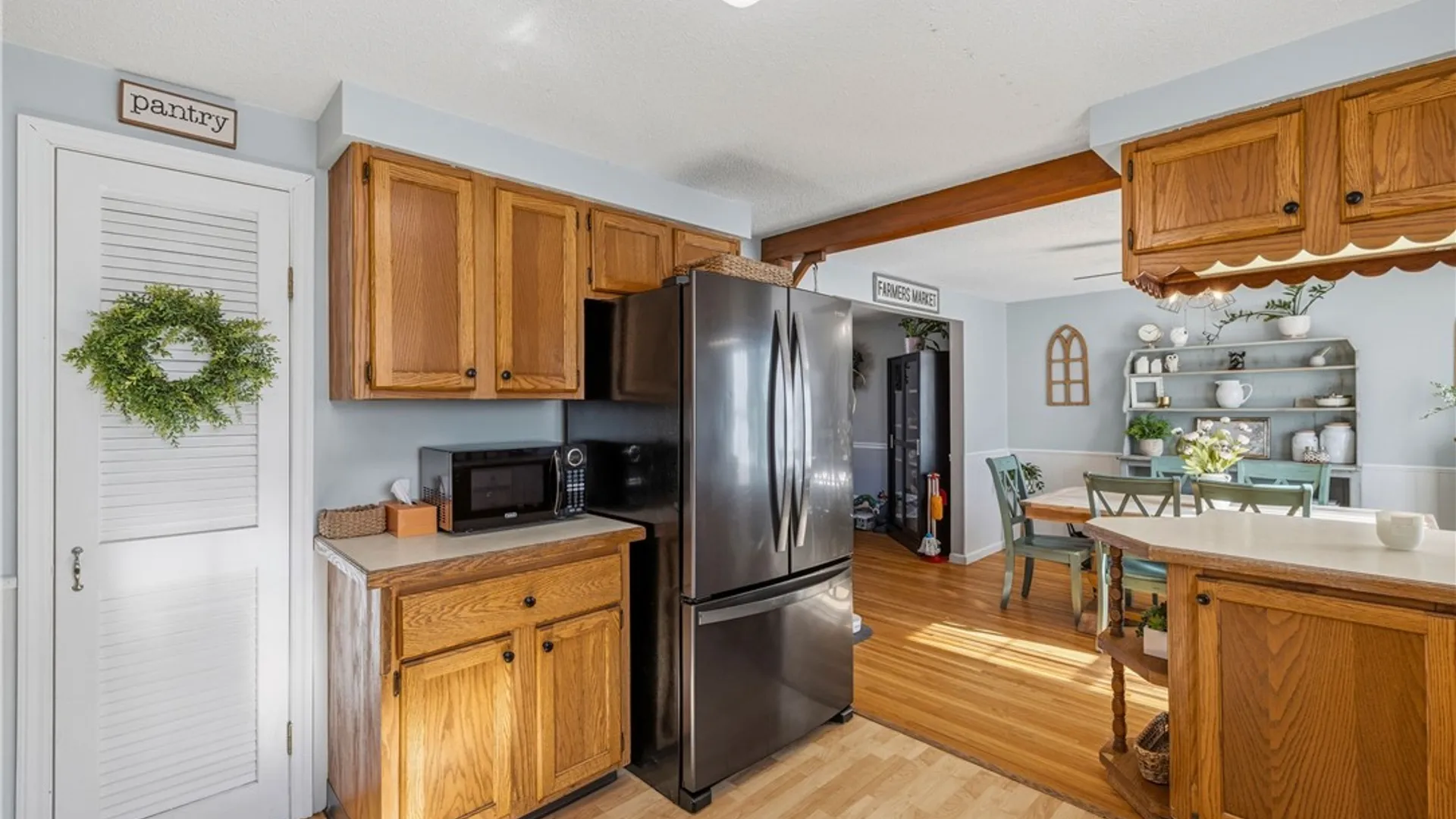 Property at 80 Roosevelt Avenue, Lancaster, NY 14086 7