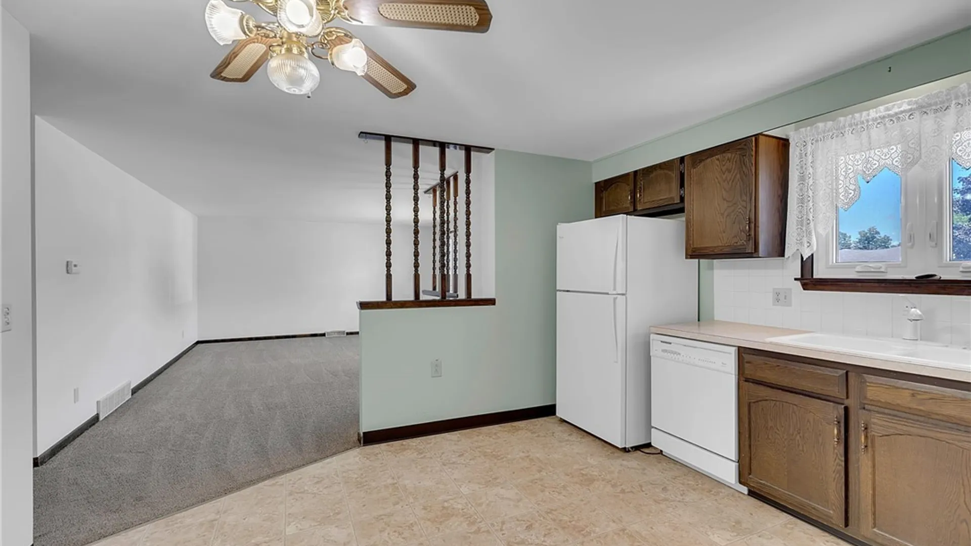 Property at 87 Knollwood Drive, Cheektowaga, NY 14227 13