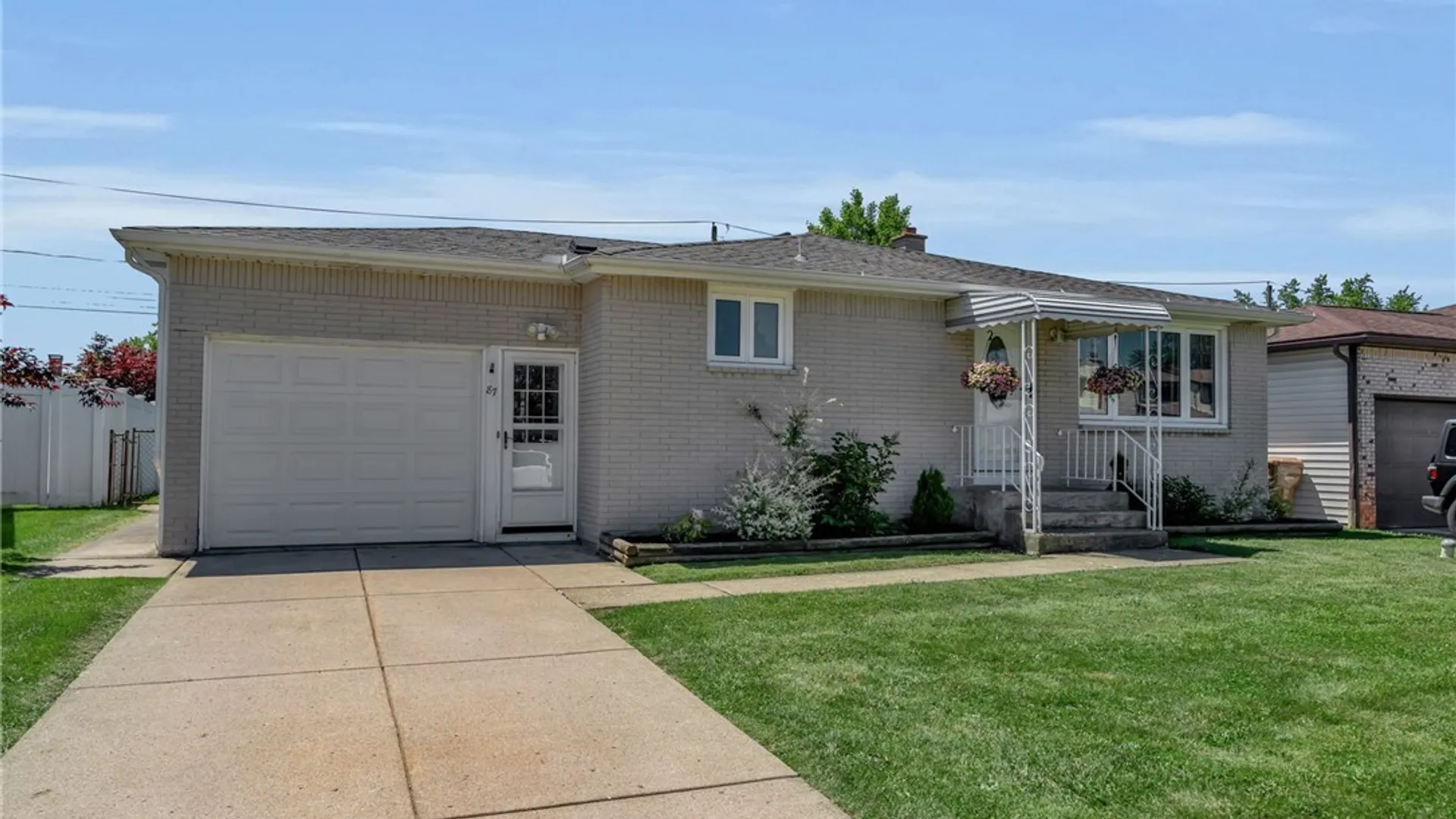Property at 87 Knollwood Drive, Cheektowaga, NY 14227 2