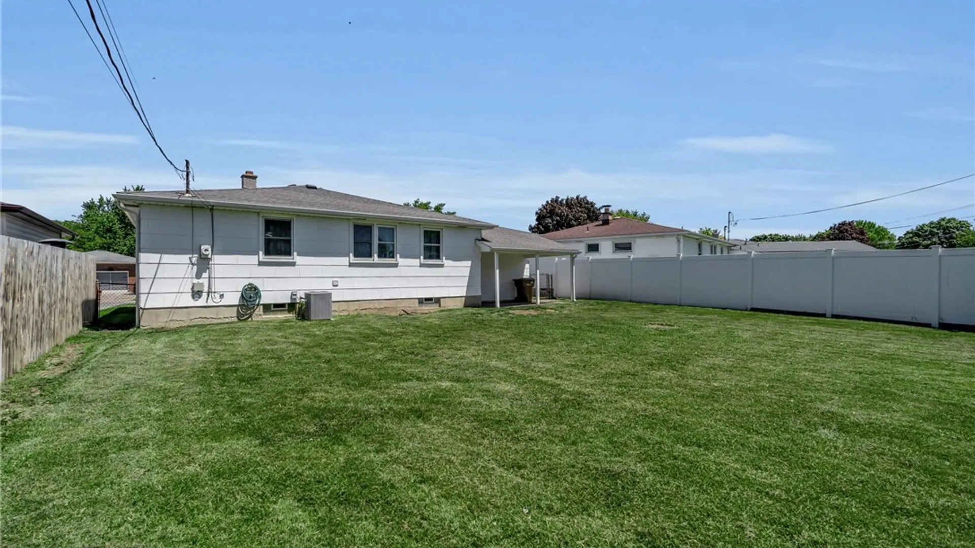 Property at 87 Knollwood Drive, Cheektowaga, NY 14227 32