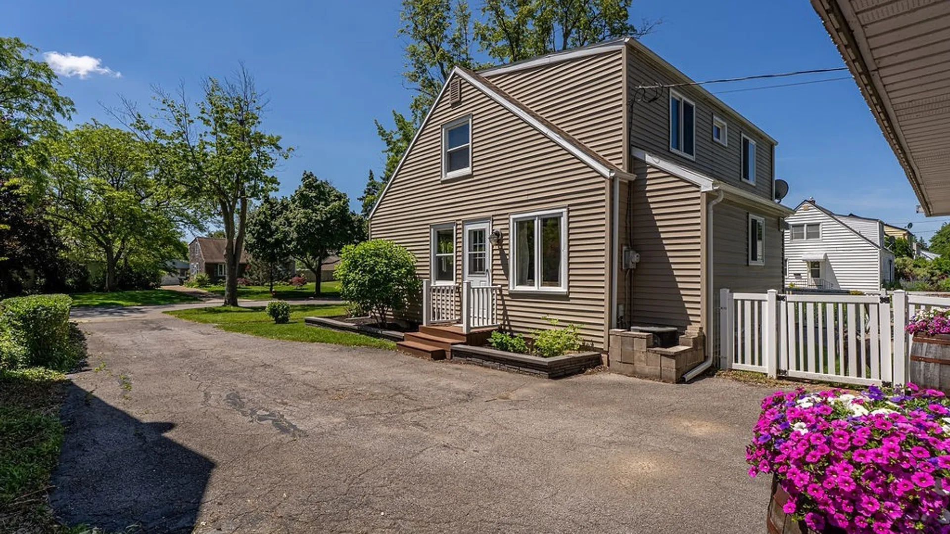 Property at 306 Northwood Drive, Tonawanda, NY 14223 32
