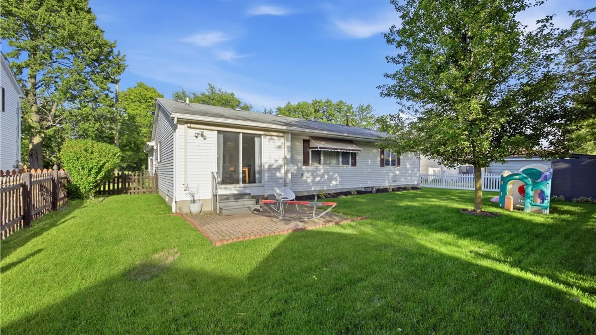 Property at 42 Kennedy Road, Cheektowaga, NY 14227 36