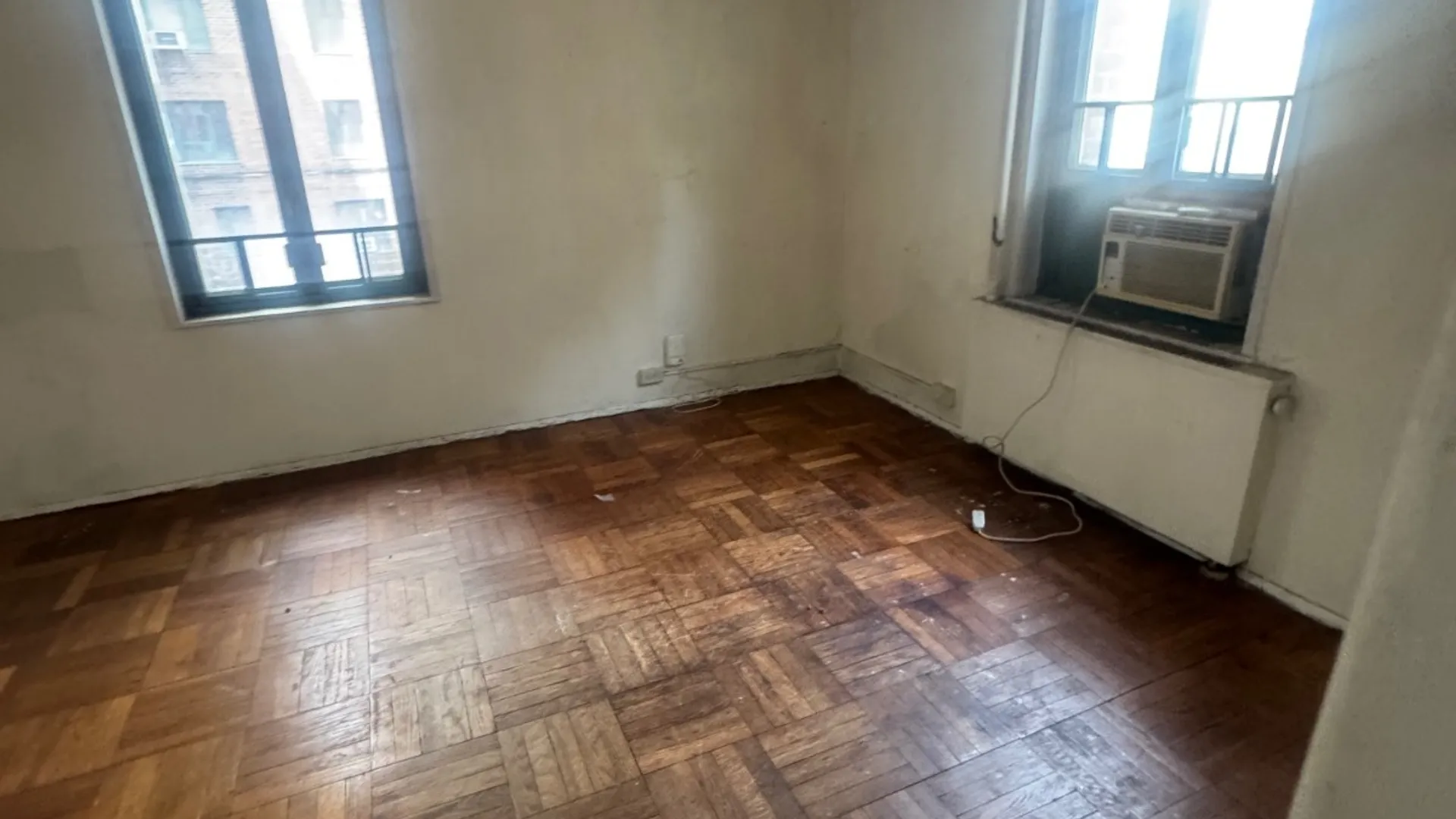 Property at 1725 Purdy St, Bronx, NY 10462 3