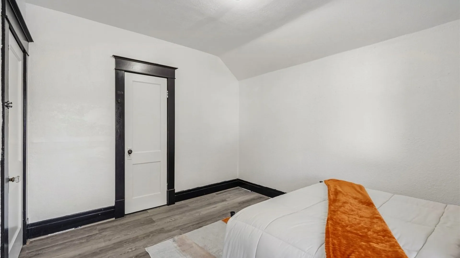 Property at 105 Sussex Street, Buffalo, NY 14215 18