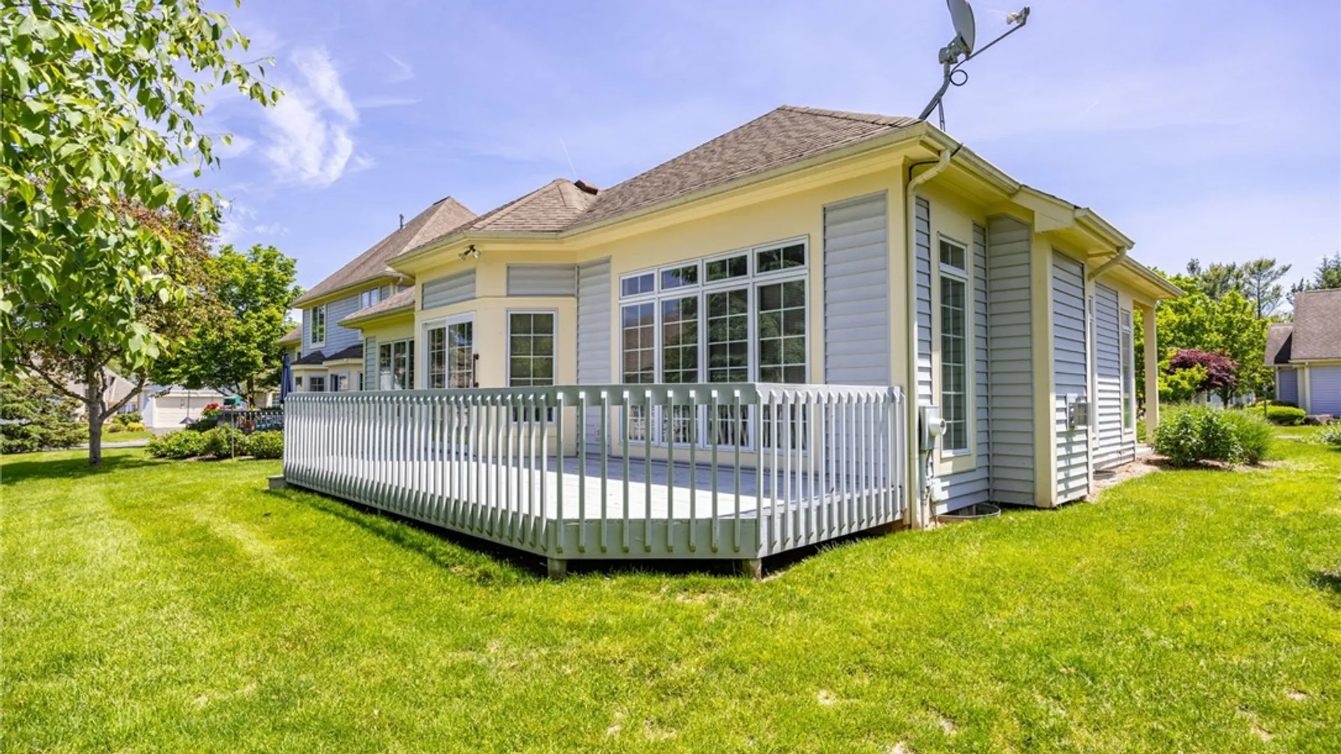 Property at 107 Cuddy Court, Webster, NY 14580 36