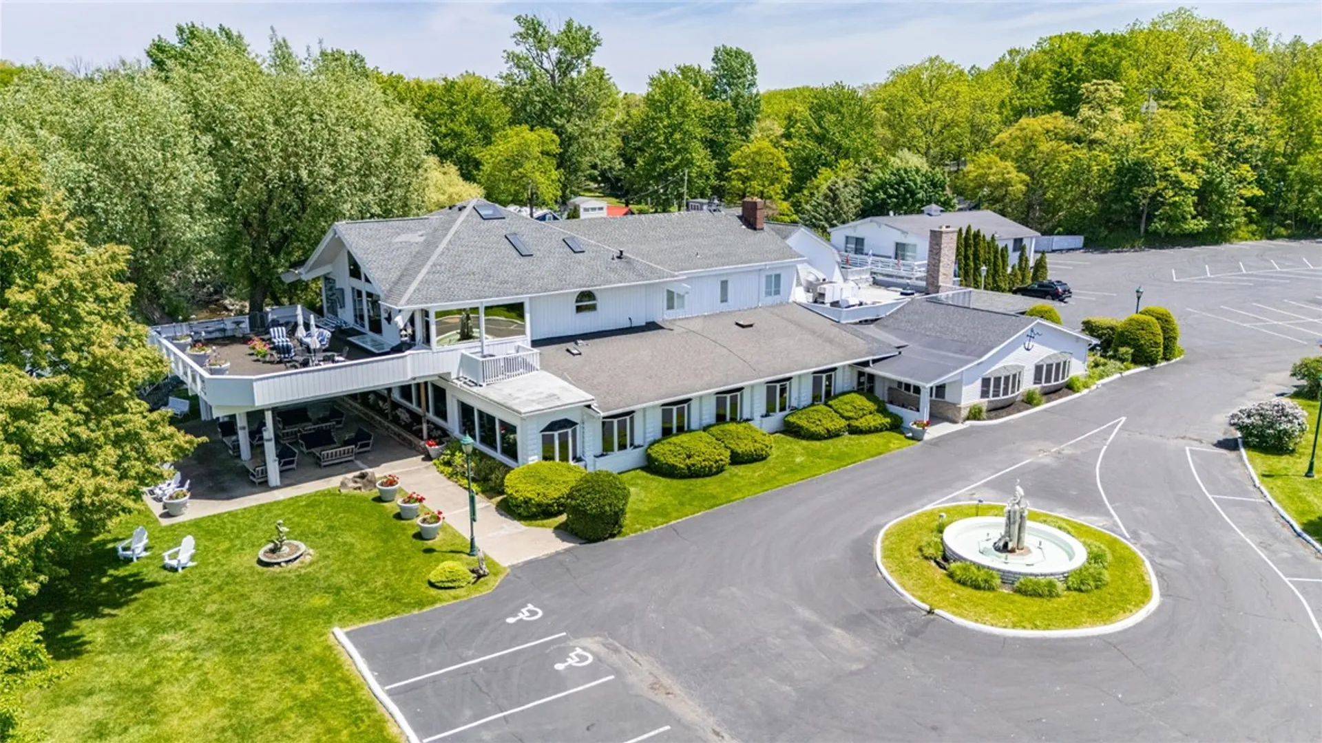 Property at 107 Cuddy Court, Webster, NY 14580 45