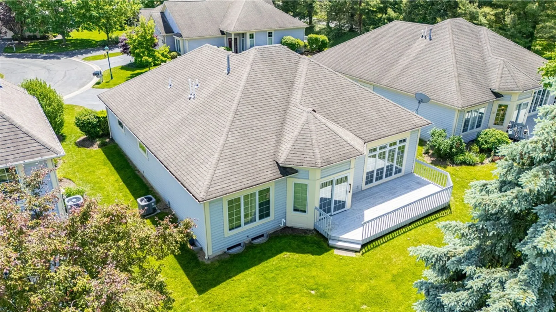 Property at 107 Cuddy Court, Webster, NY 14580 47