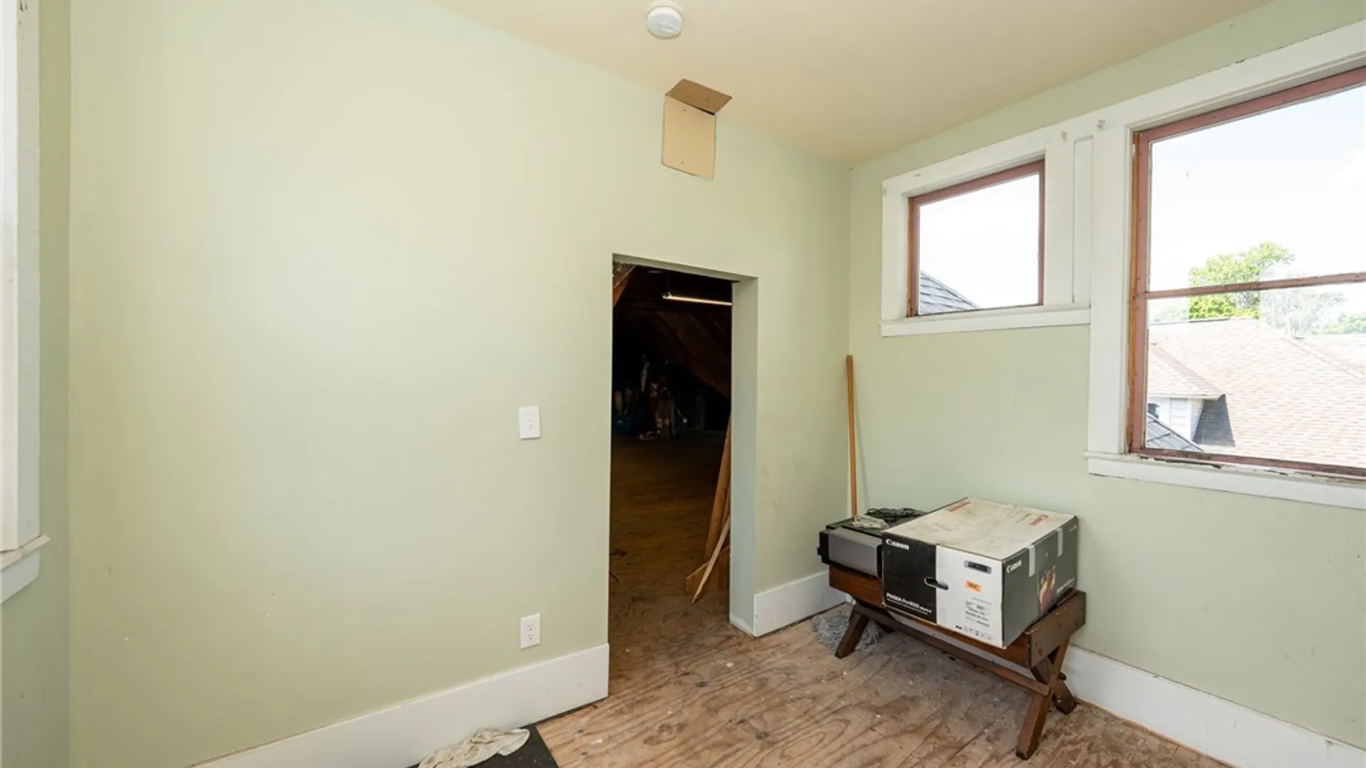 Property at 102 Niagara Street, Lockport City, NY 14094 22