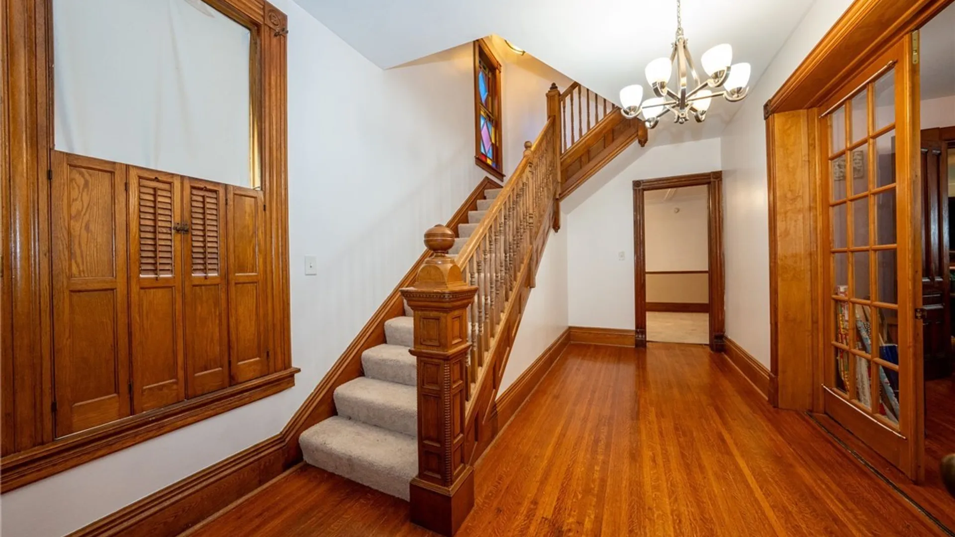 Property at 102 Niagara Street, Lockport City, NY 14094 4