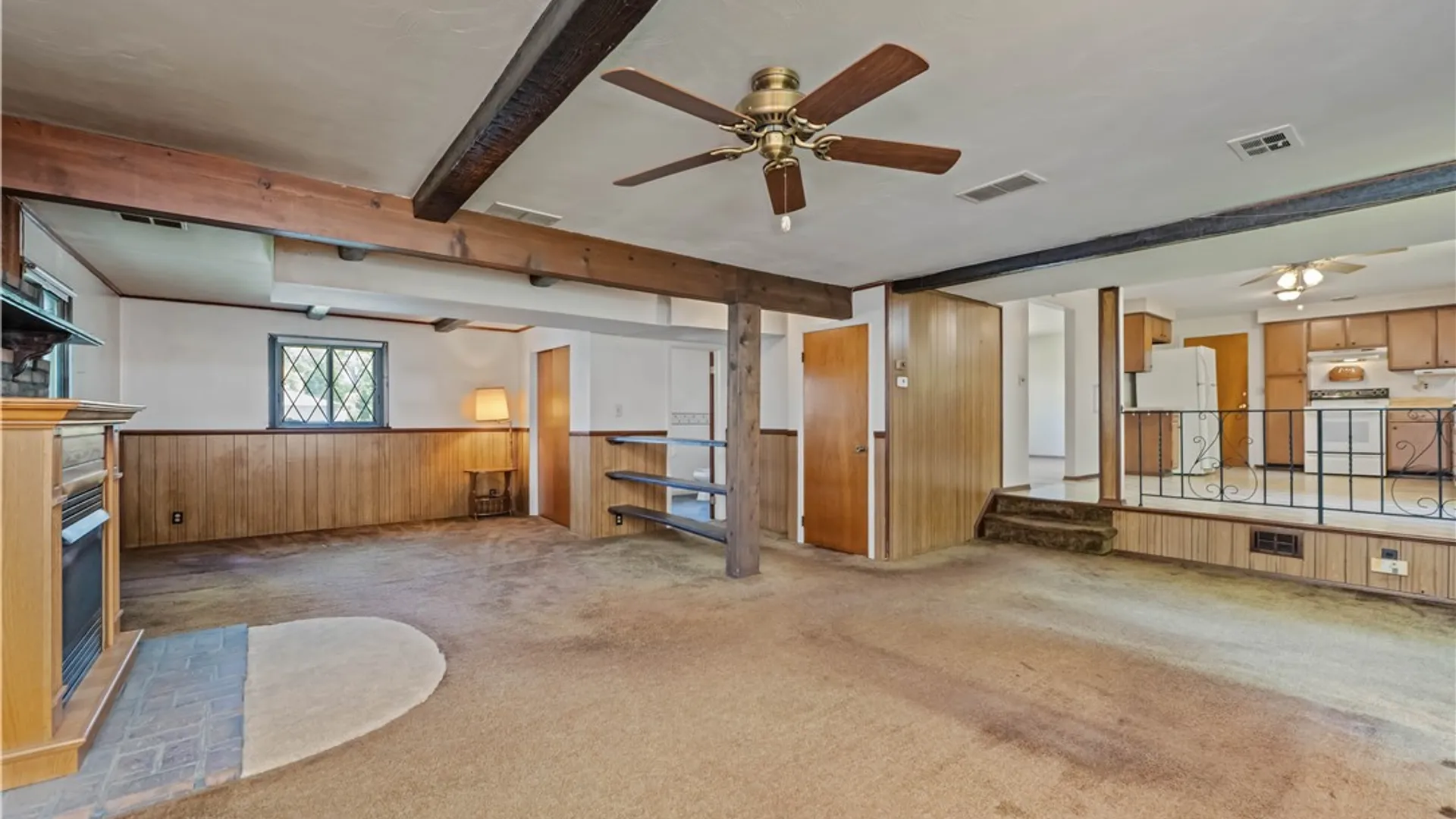 Property at 250 Lake Shore Boulevard Extension, Irondequoit, NY 14617 13