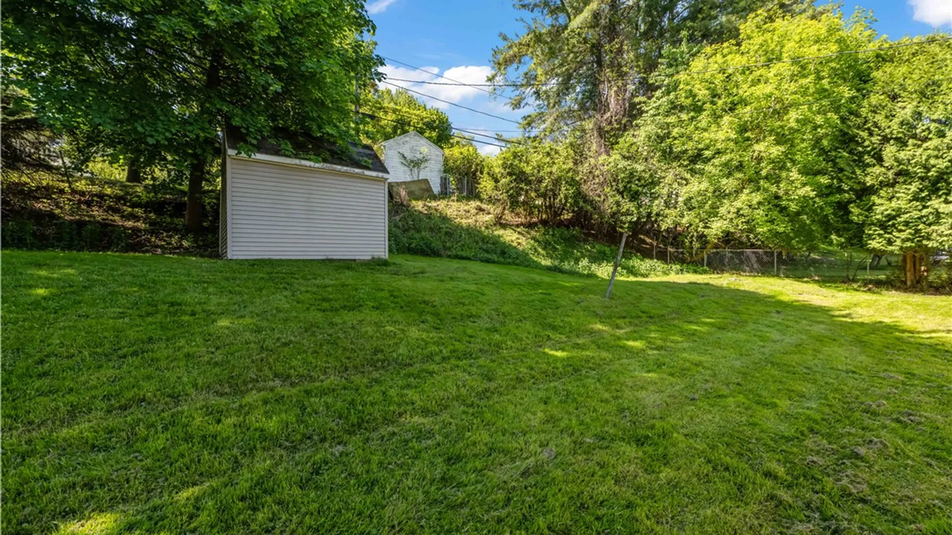Property at 250 Lake Shore Boulevard Extension, Irondequoit, NY 14617 29