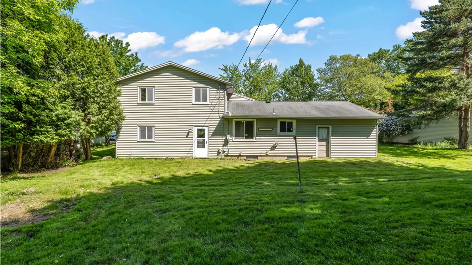 Property at 250 Lake Shore Boulevard Extension, Irondequoit, NY 14617 31