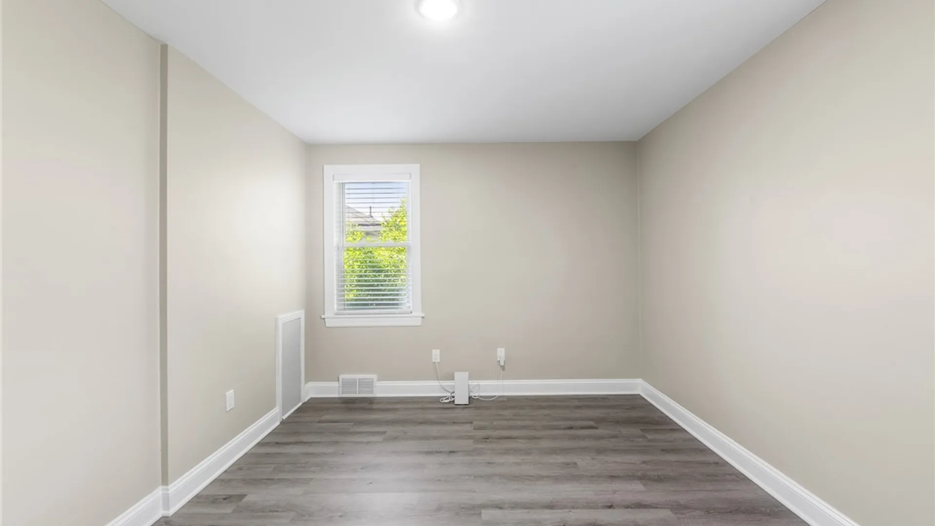 Property at 351 Callodine Avenue, Amherst, NY 14226 15