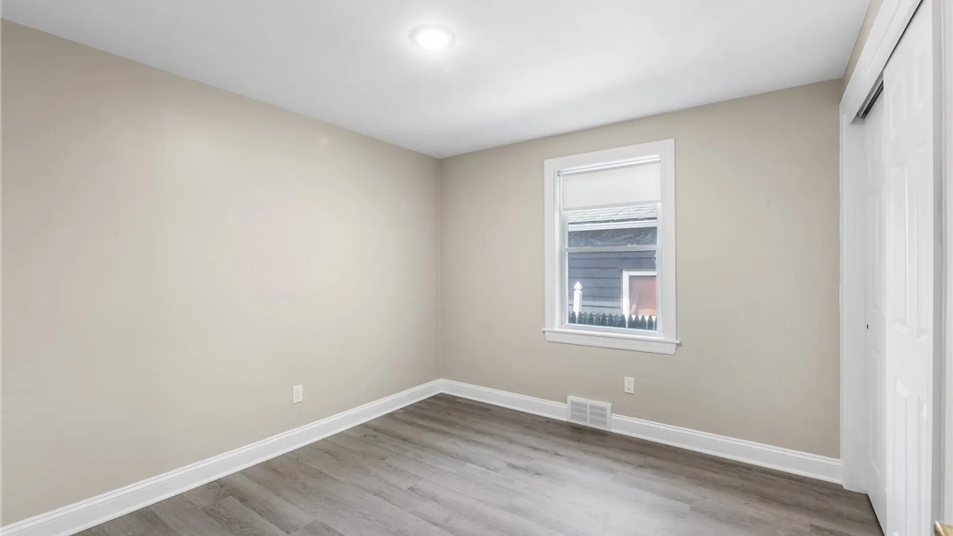 Property at 351 Callodine Avenue, Amherst, NY 14226 18
