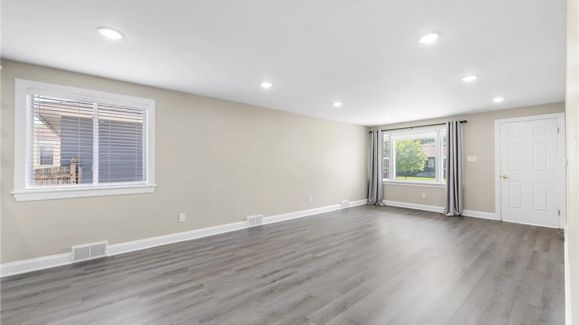 Property at 351 Callodine Avenue, Amherst, NY 14226 23