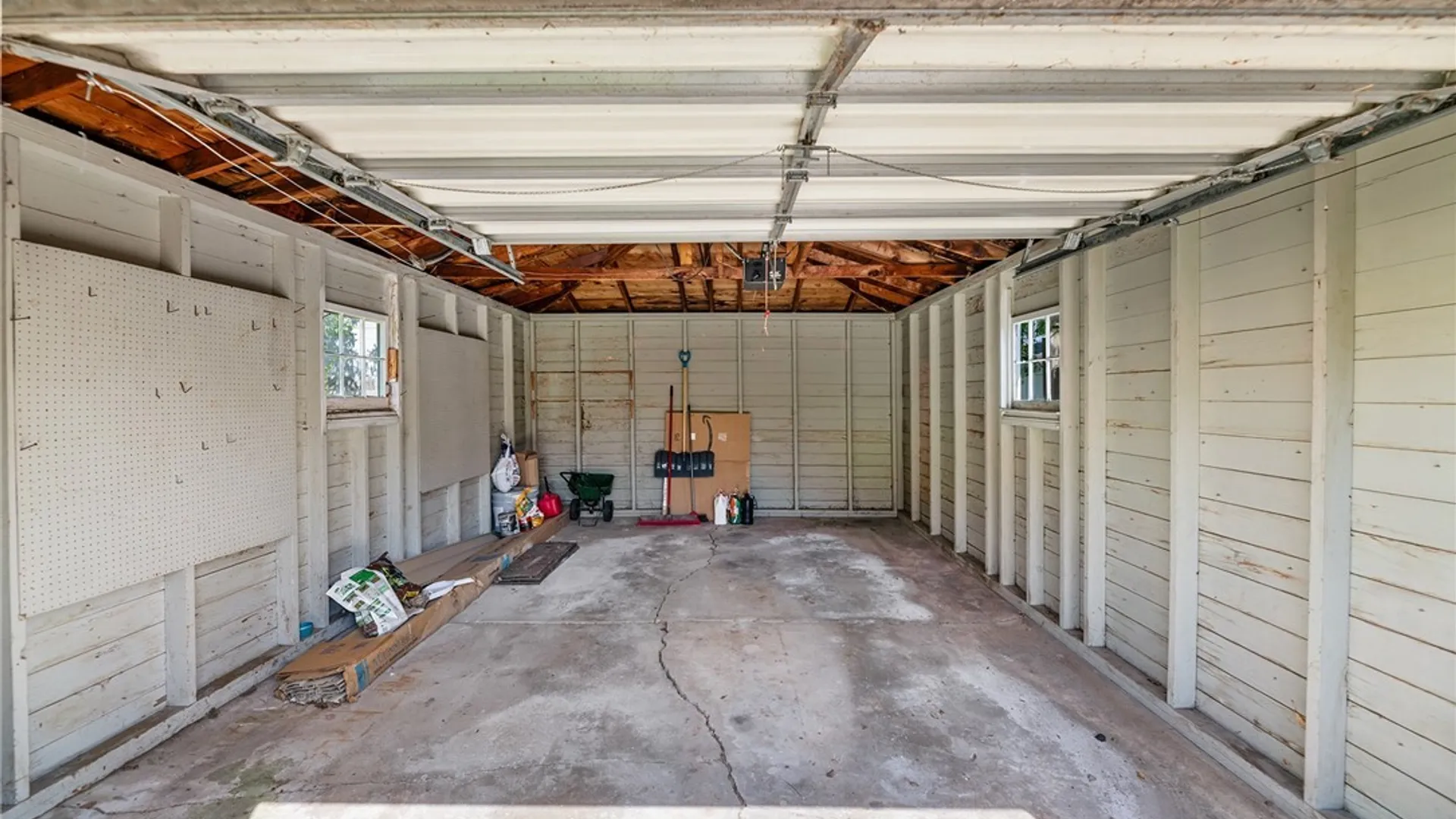 Property at 351 Callodine Avenue, Amherst, NY 14226 27