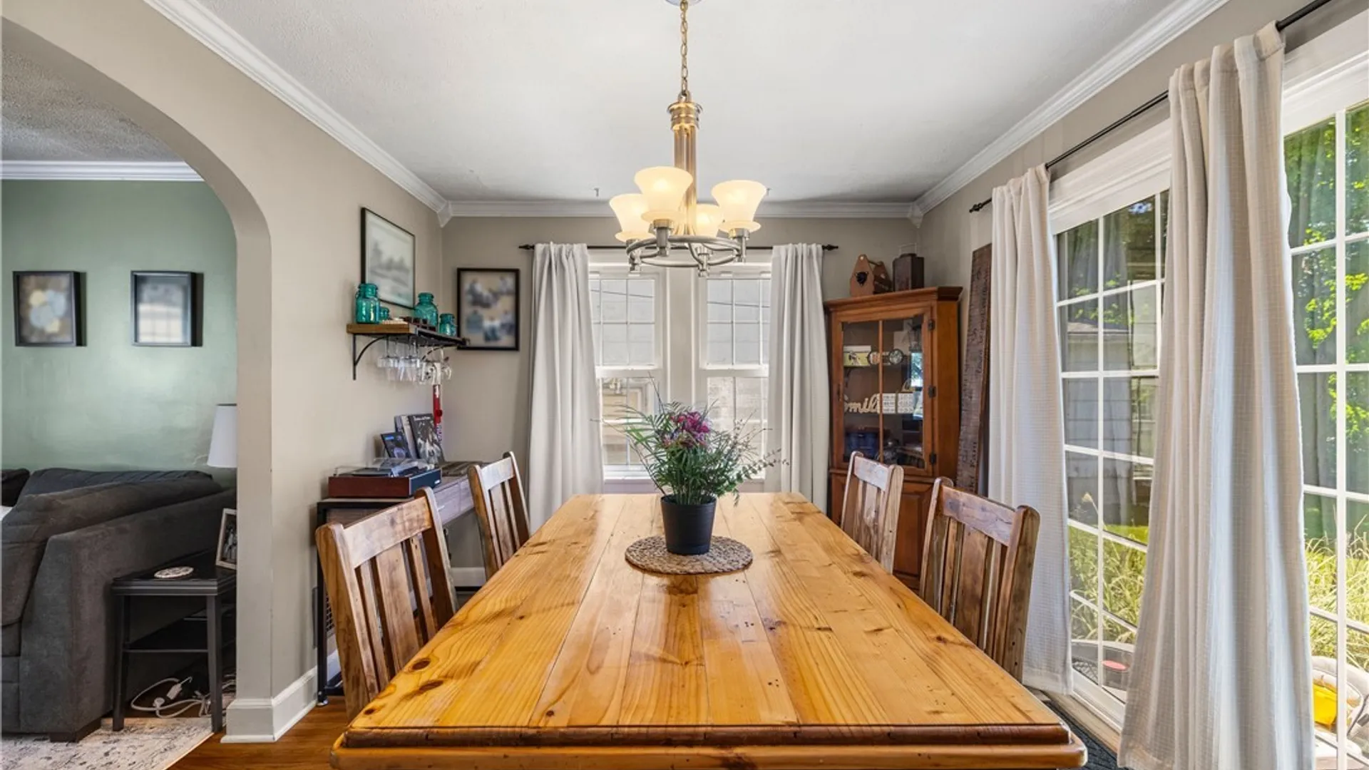 Property at 190 Springville Avenue, Amherst, NY 14226 8