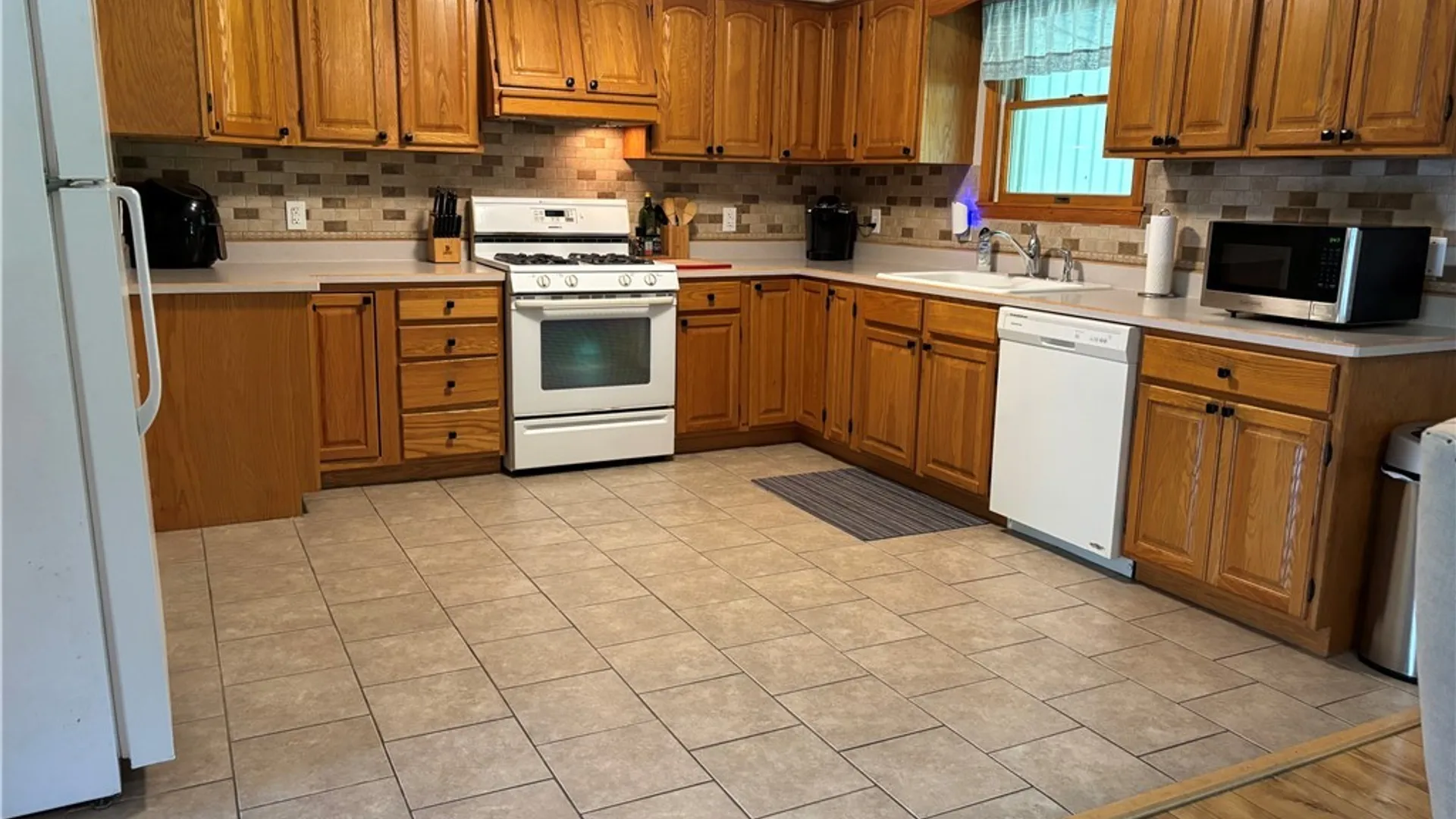 Property at 7020 Potter Road, Evans, NY 14047 3
