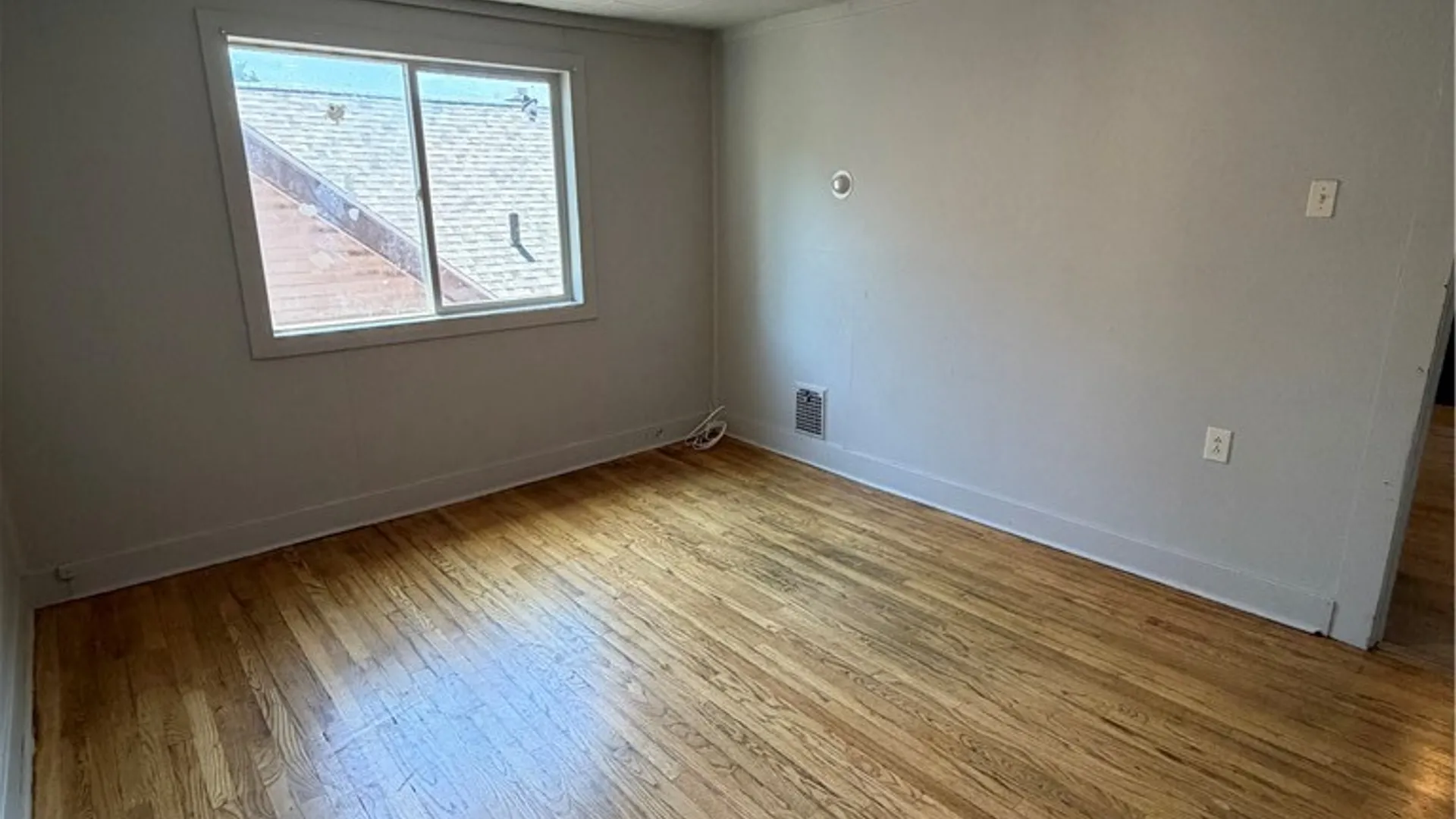 Property at 105 Murray Avenue, Syracuse, NY 13208 9